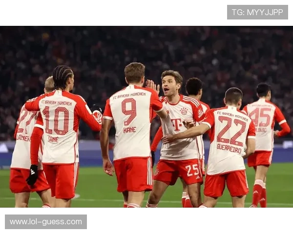 拜仁前9轮德甲攻入33球 展现强大火力 拜仁前9轮德甲攻入33球 展现强大火力