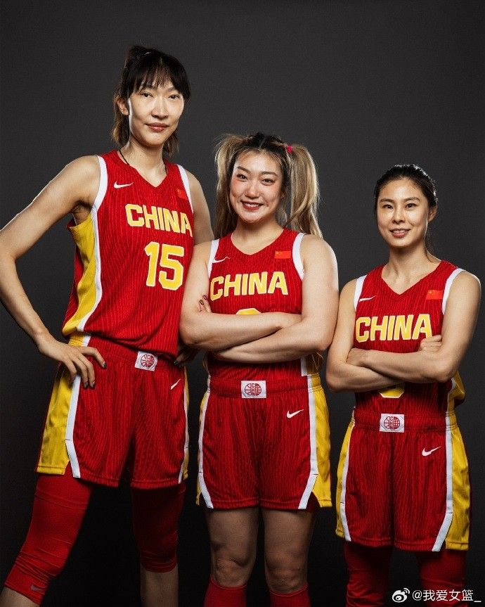 加油吧姑娘们！ 《我爱女篮》正式发布中国女篮队员奥运定妆照