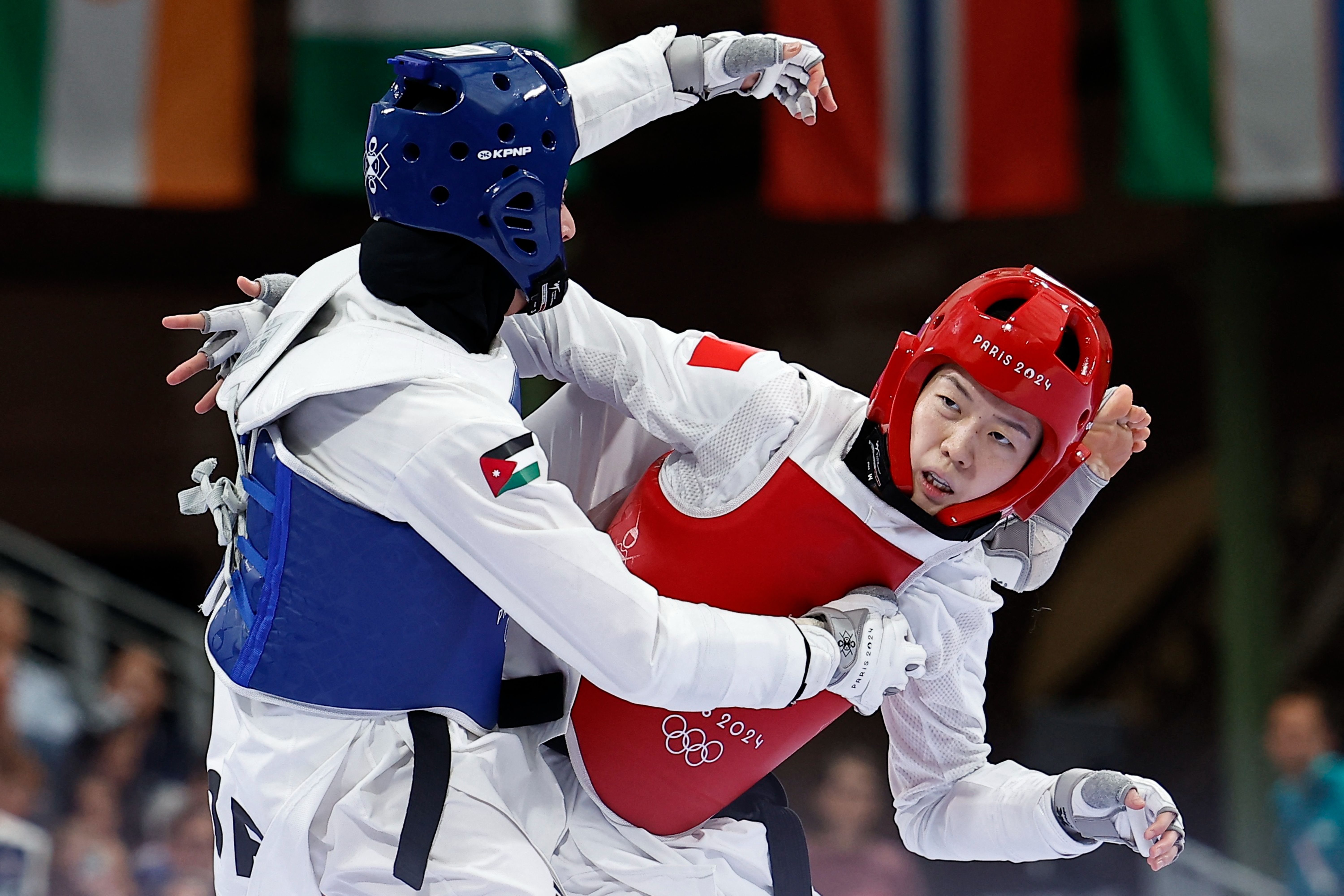 🥋跆拳道女子67公斤级1/4决赛：中国选手宋洁杀入4强